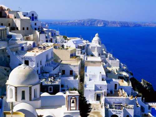 Touristic attractions of Greece : The Island of Santorini