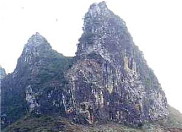 Touristic attractions of China : karst mountains